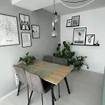 Modern In Center Appartement