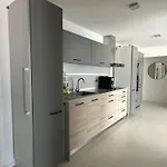 Appartement Modern In Center