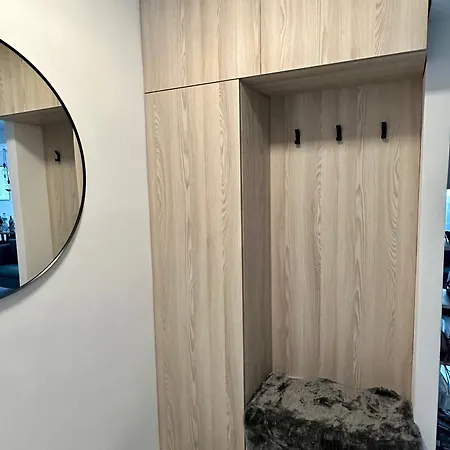 Modern In Center *