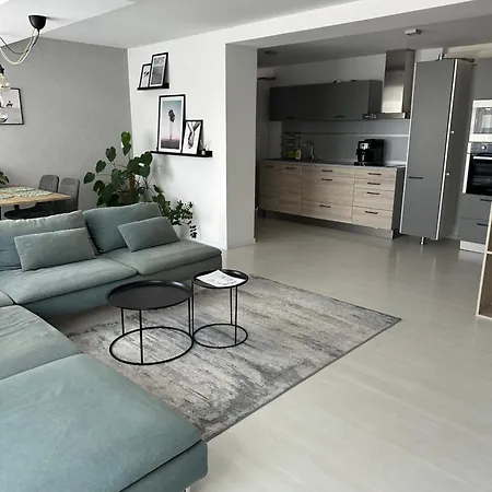 Modern In Center Appartement